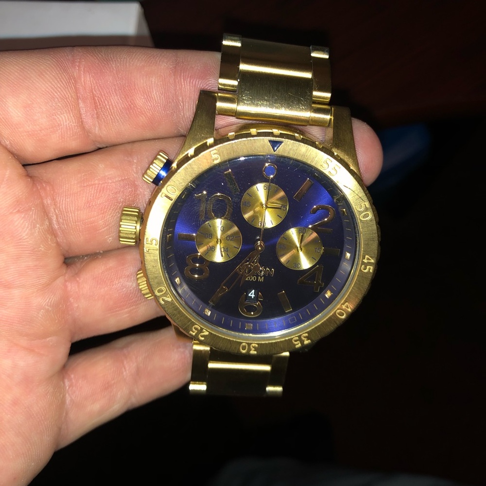 Nixon watch